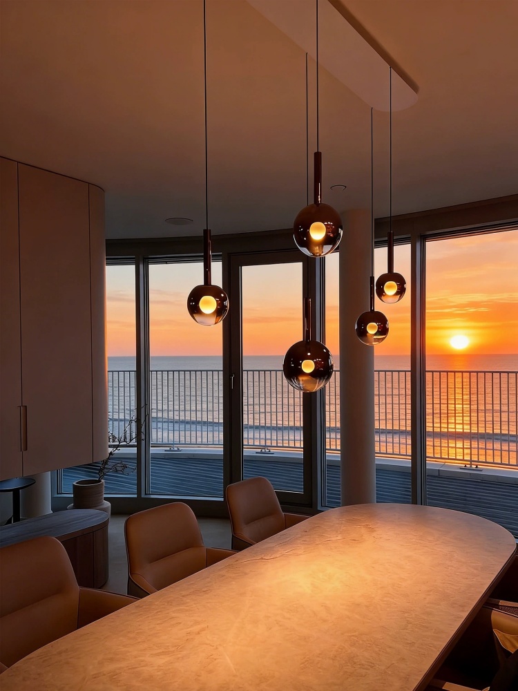Home Of The Year Bathroom - مصباح معلق LED زجاجي متدرج اللون