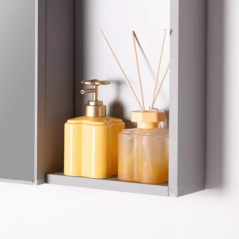 الحديثة البرتقال الأزهار السير - مراجعة Zara Home Bathroom وسعره