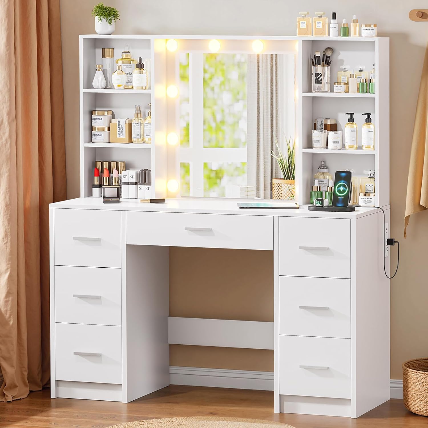 طاولة تجميل كبيرة مع مرآة LED  - مراجعة Home Outlet Bathroom Mirrors وسعره