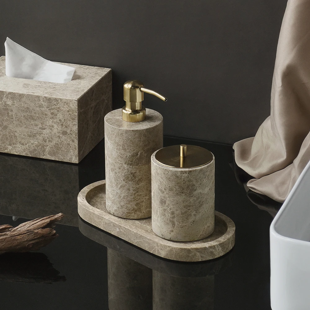 طقم إكسسوارات حمام من رخام إمب - مراجعة Zara Home Bathroom وسعره