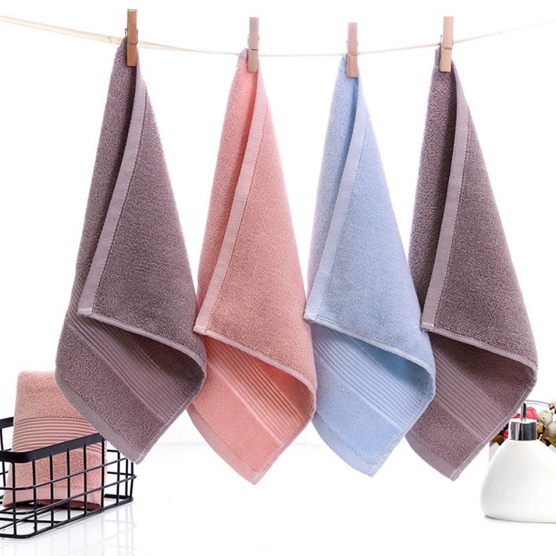 4 قطع من المناشف المربعة المصن - مراجعة Zara Home Bathroom وسعره